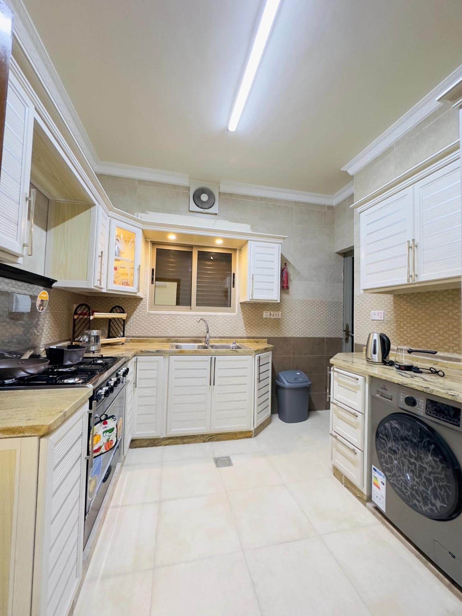 Eng-Murjan Apartment アカバ エクステリア 写真